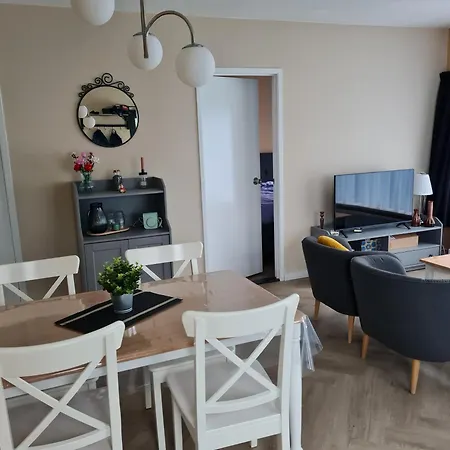 House Duinparel - 2 Km From The