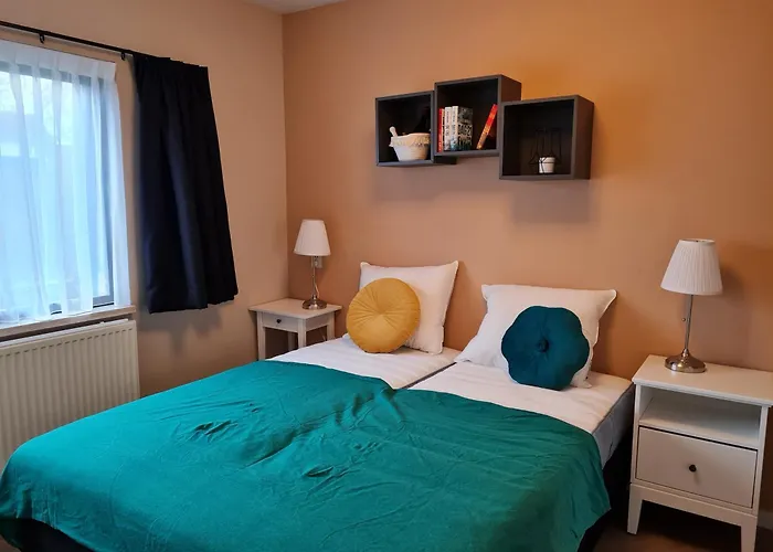 House Duinparel - 2 Km From The